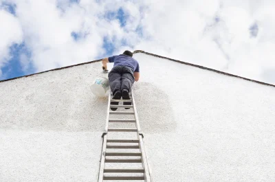 Peinture extérieure à Lhomme — façades et ravalement